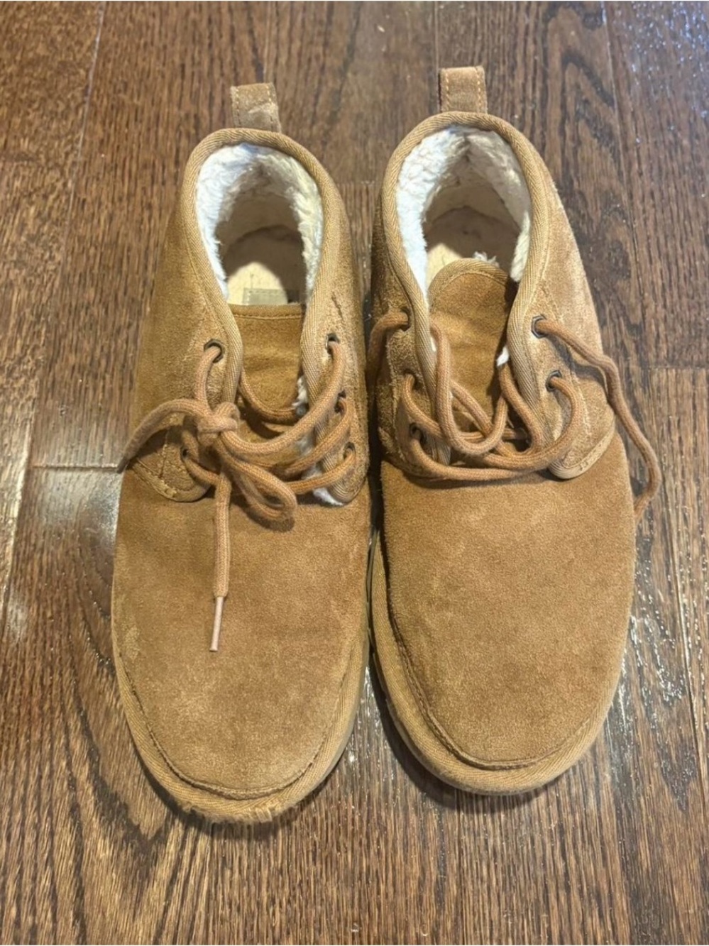 UGG Men's Chukka Boots in Chestnut Suede